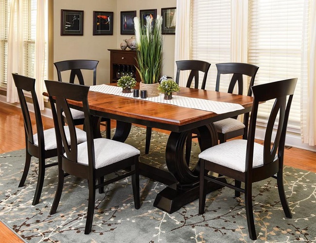 Dining Room Table and Chairs